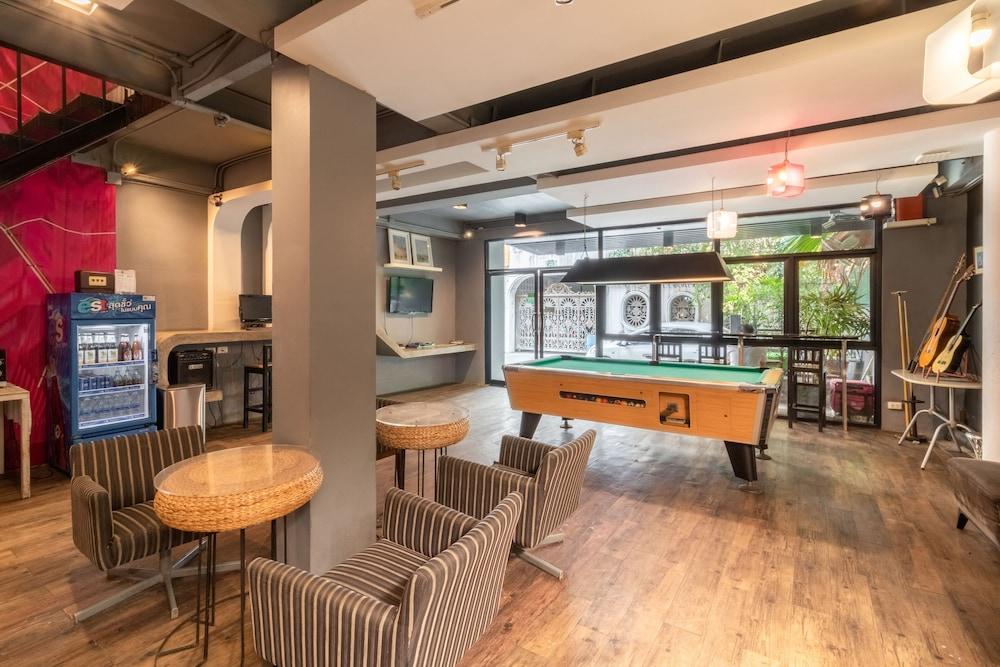 Cheqinn Hostel - Sukhumvit 4 Nana Plaza Bangkok Eksteriør billede