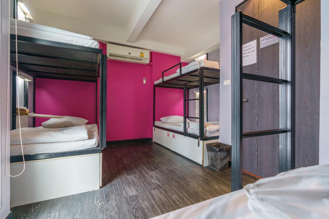 Cheqinn Hostel - Sukhumvit 4 Nana Plaza Bangkok Eksteriør billede